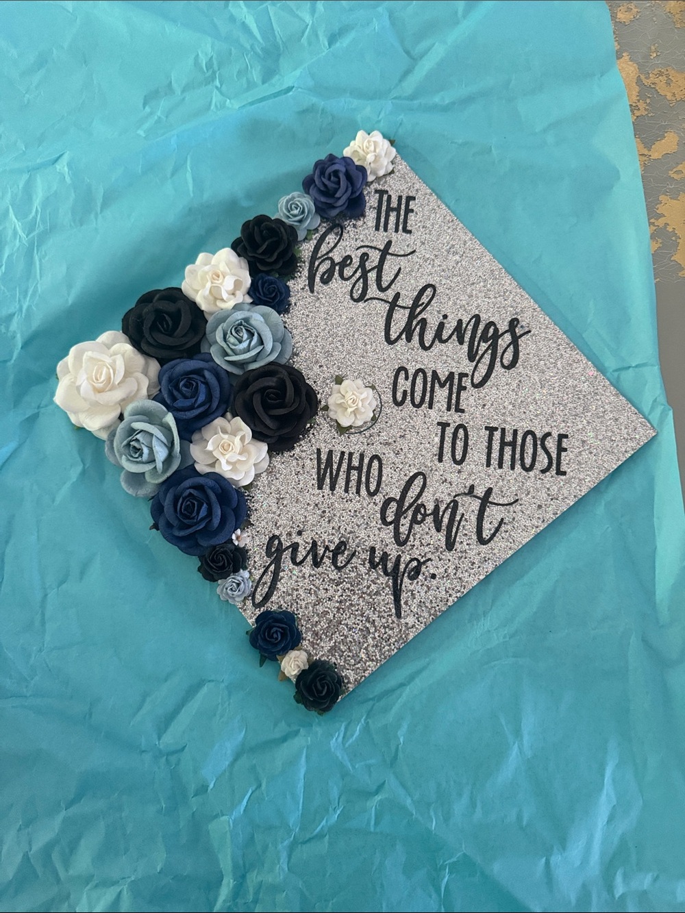 Grad cap topper